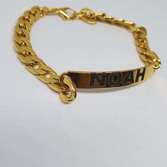 Bracelet comes in a gift box also name "Noah" - Picture 2 of 4